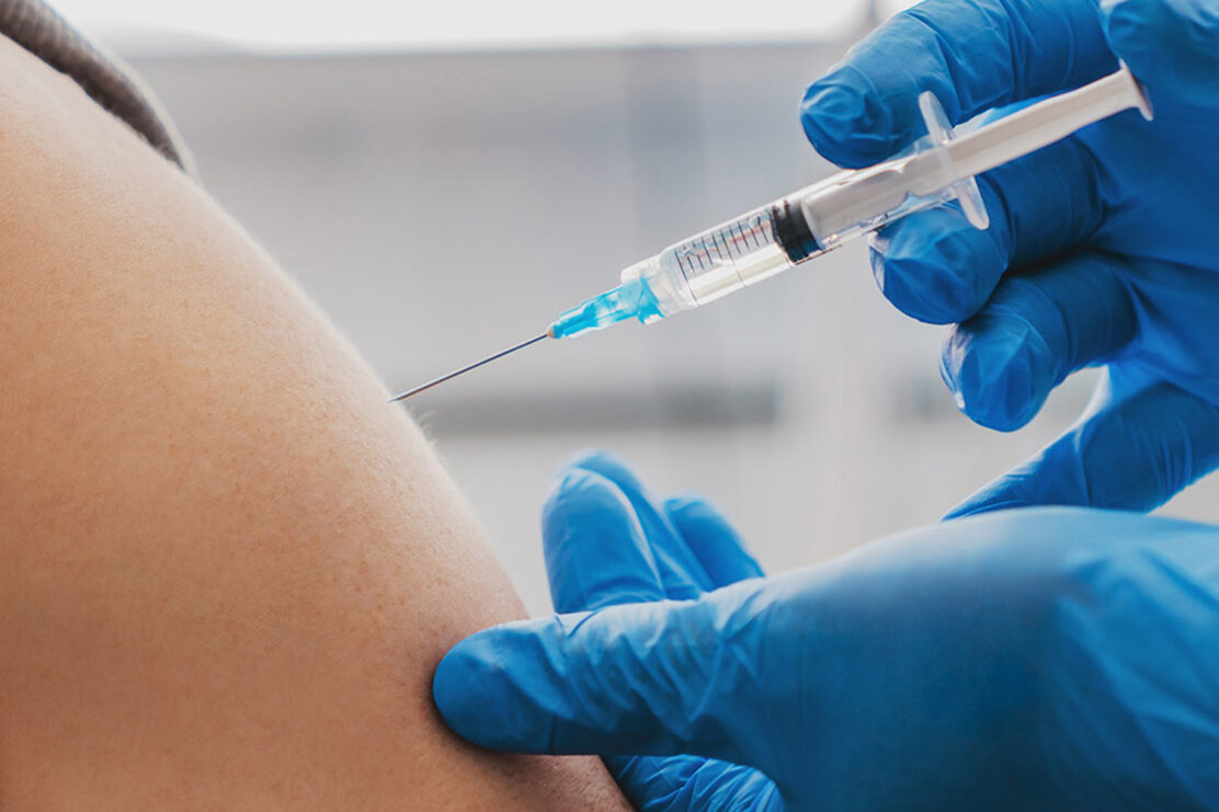 В Выксунской ЦРБ открылась предварительная запись на вакцинацию от COVID-19