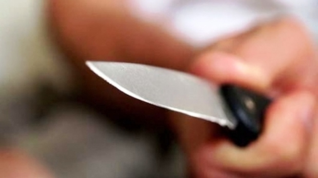 В Выксе один из собутыльников нанес хозяину дома удар ножом в брюшную полость