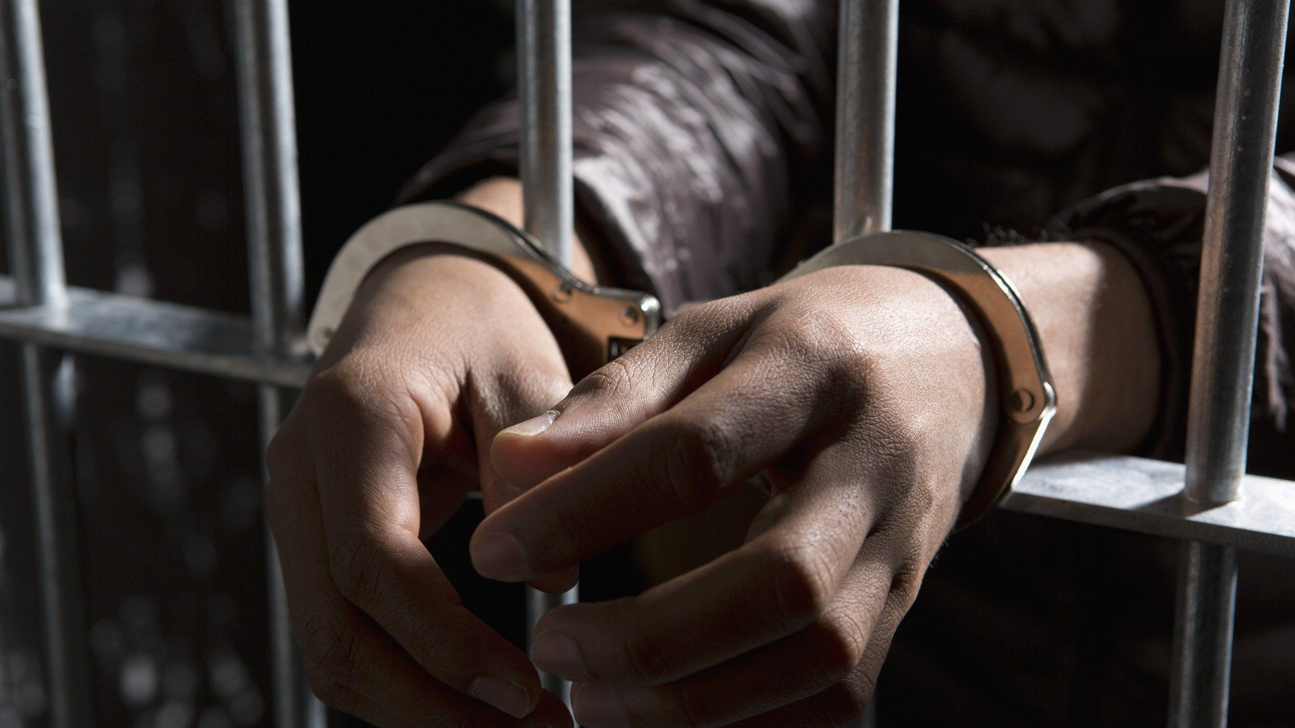 Выксунский суд заключил под стражу на 2 месяца обвиняемого в убийстве продавца