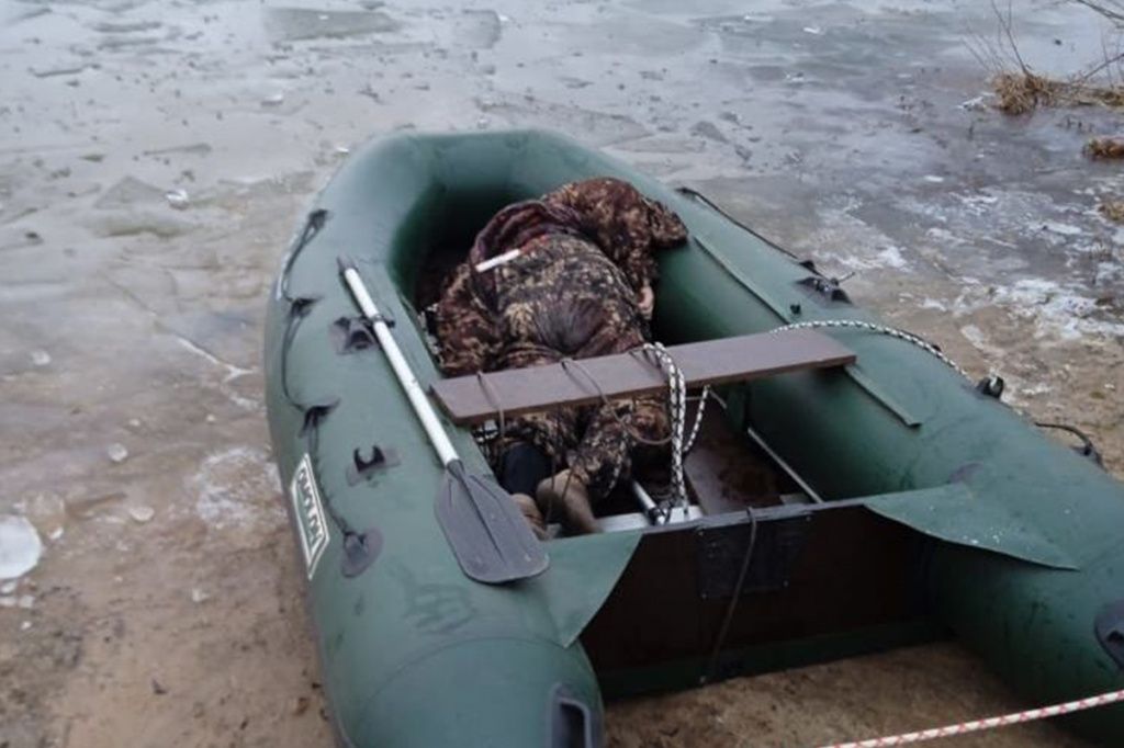 На Оке в Навашине провалился под лёд и погиб 78-летний рыбак