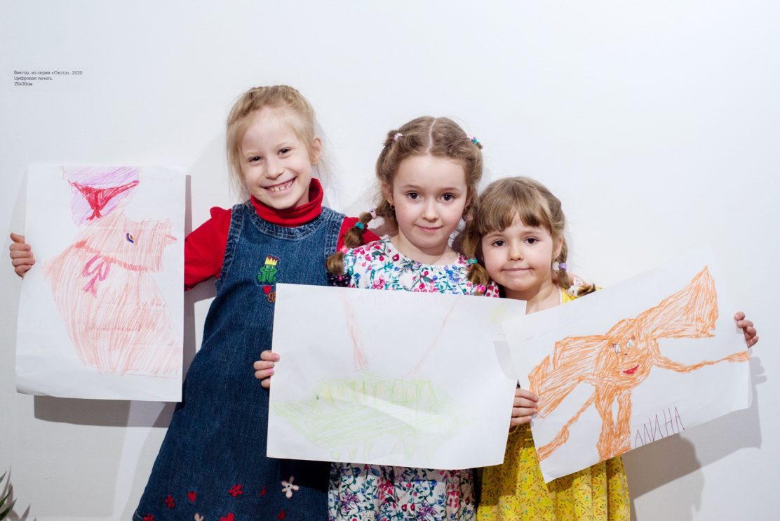 VYKSAAIR KIDS — это круглогодичные занятия для детей, которые рассказывают о современном искусстве