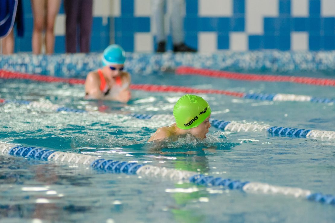 В ФОКе "Баташев- Арена" прошли областные соревнования по плаванию