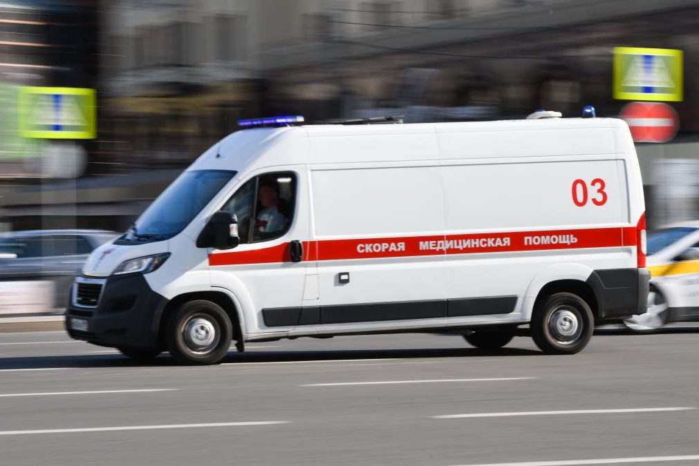 Четырехлетняя девочка выпала из окна в Выксе