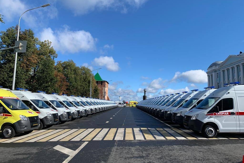 Выксунская ЦРБ получила три новых автомобиля скорой помощи
