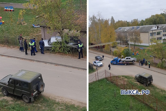 Автомобилист врезался в детский сад в Выксе