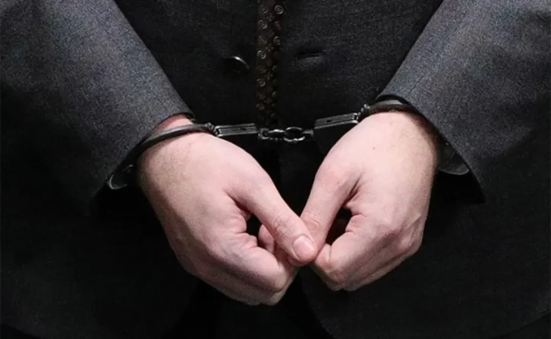Замначальника Нижегородского ОБЕПа задержали за посредничество во взятке