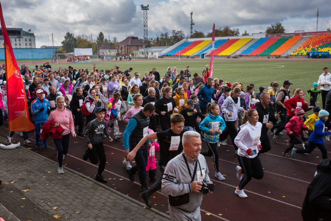 Участники благотворительного забега «Кто бежит? Все бегут!» в Выксе собрали 265 тысяч рублей в помощь Даше Бычковой