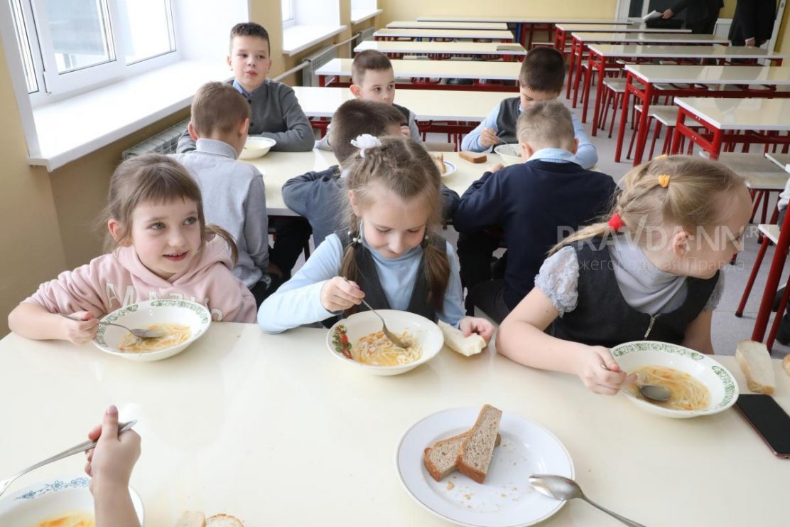 Оплату детских садов и школьного питания отменили для семей мобилизованных нижегородцев