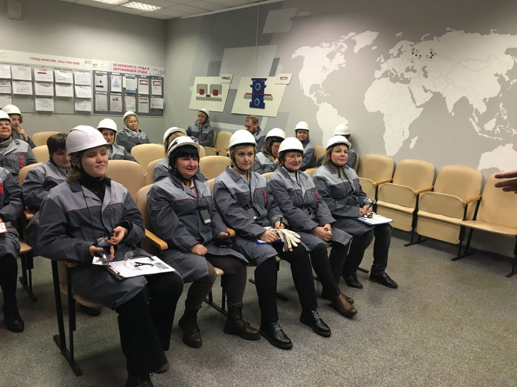 В Выксе прошла вторая педагогическая конференция в рамках проекта ProГУЛ фонда «ОМК-Участие»