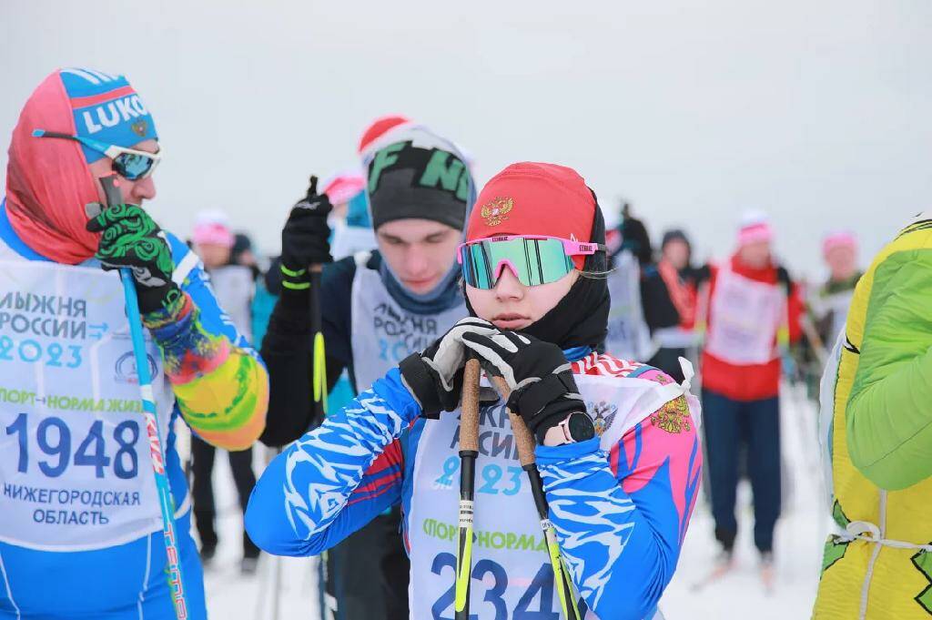 12 тысяч человек приняли участие в массовой лыжной гонке «Лыжня России - 2023» в Нижегородской области