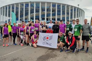 Команда выксунского завода ОМК выступила на благотворительном полумарафоне в Нижнем Новгороде