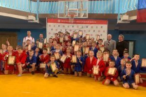 В Спорткомплексе Металлург "Самбо-78" состоялся турнир посвящённый Дню Защиты детей