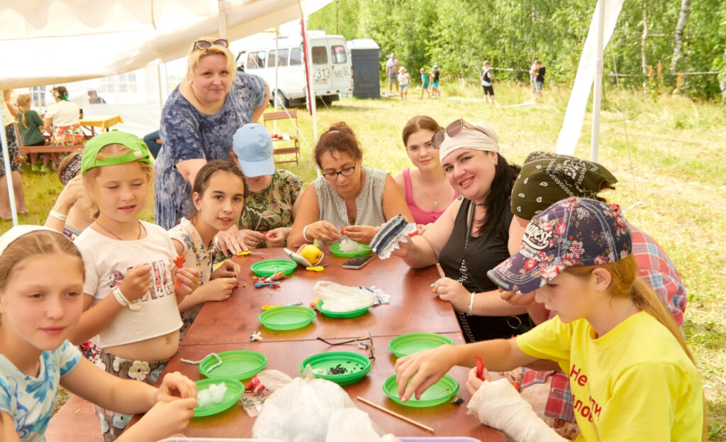 В Выксунской епархии прошел палаточный фестиваль «Княжий берег»
