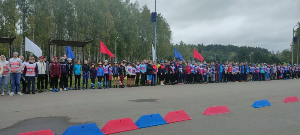 в г. Саров прошел Чемпионат и Первенство Нижегородской области по кроссу и лыжероллерам среди лыжников.
