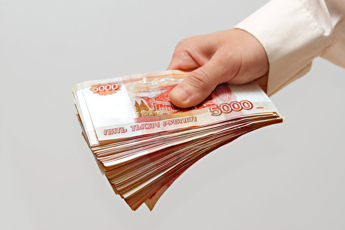 Выксунец погасил долг 720 тысяч рублей и сохранил земельные участки