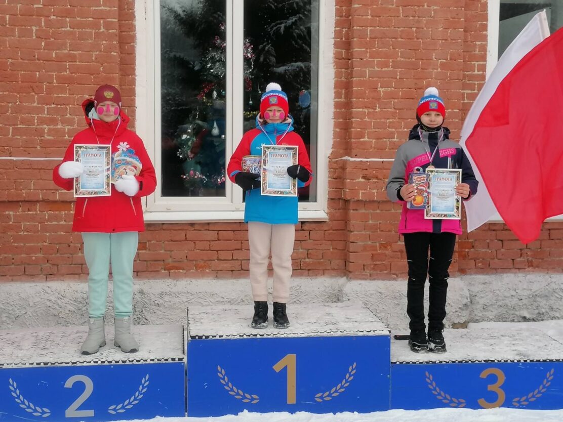 В Арзамасе прошли областные соревнования «Лыжная гонка памяти директора ФОБ В.Н. Муравьёва»