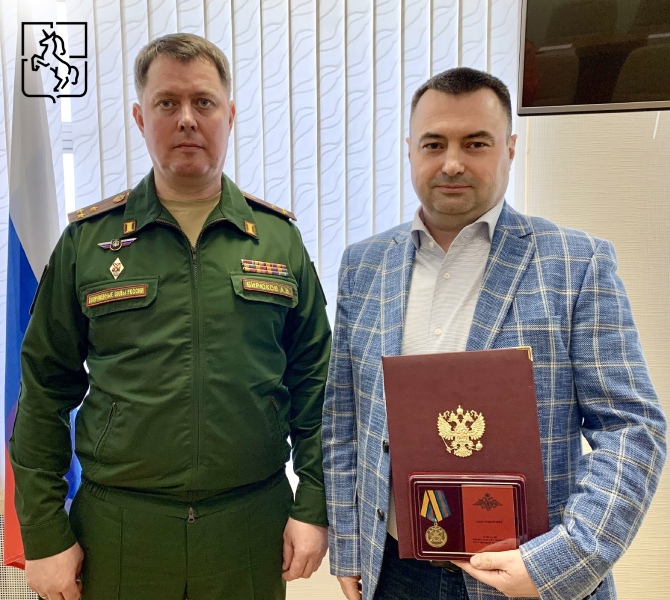 Роман Фролов награжден медалью «За укрепление боевого содружества»