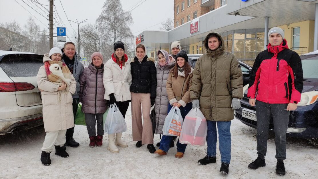Волонтеры ОМК собрали технику для многодетных и малоимущих семей в Выксе